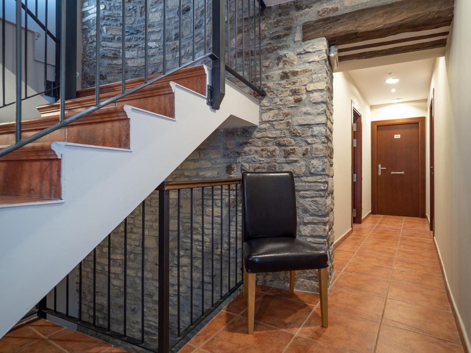 Casa Cambra Guest House Ainsa Ngoại thất bức ảnh